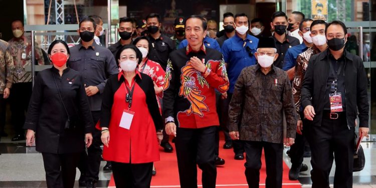 HUT Emas PDIP, puluhan ribu kader banteng se-Indonesia penuhi Jiexpo Kemayoran
