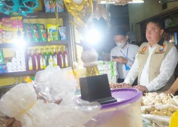 Minyakita langka, KPPU dan tim gabungan Satgas Pangan Jatim sidak Pasar Wonokromo
