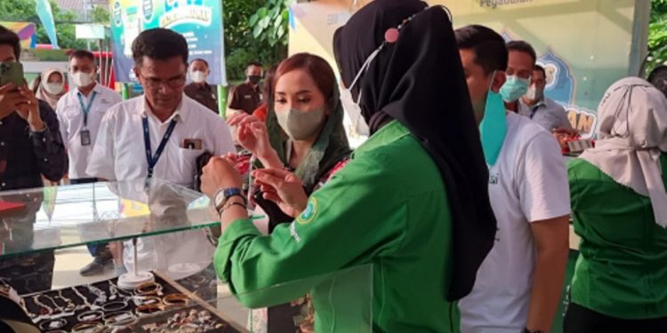 Tutup tahun 2022 naik 2 digit, nasabah Pegadaian tercatat sebanyak 21,86 juta