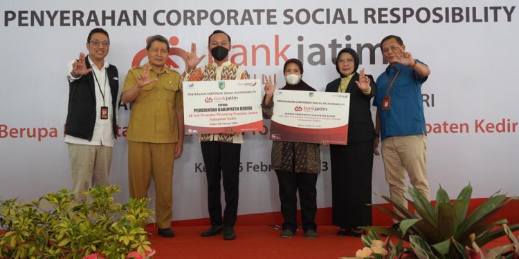 Bank Jatim kembali serahkan CSR untuk UMKM Kabupaten Kediri