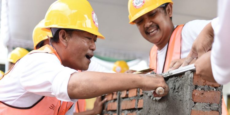 SIG wujudkan mimpi para tukang bangunan naik kelas jadi ahli konstruksi
