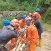 Cegah potensi tapak tower tak seimbang akibat longsor, PLN gercep pasang kawat seling