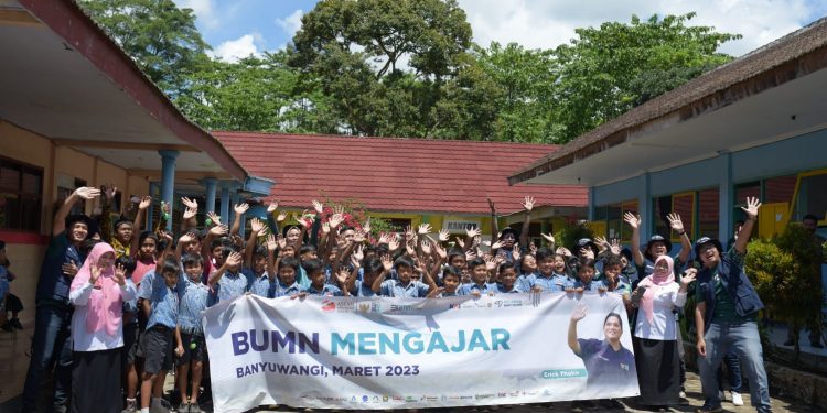 Relawan Bakti BUMN PTPN XII ajak pelajar tanam pohon dan hindari perundungan