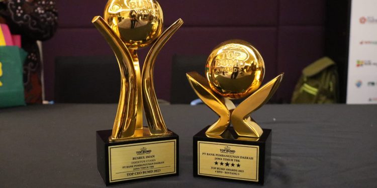 Bank Jatim kembali borong penghargaan di ajang TOP BUMD Award tahun 2023