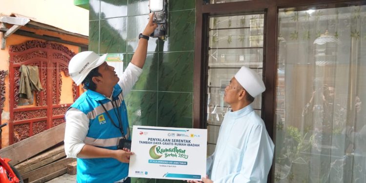 PLN berikan bantuan tambah daya gratis 254 Rumah Ibadah 