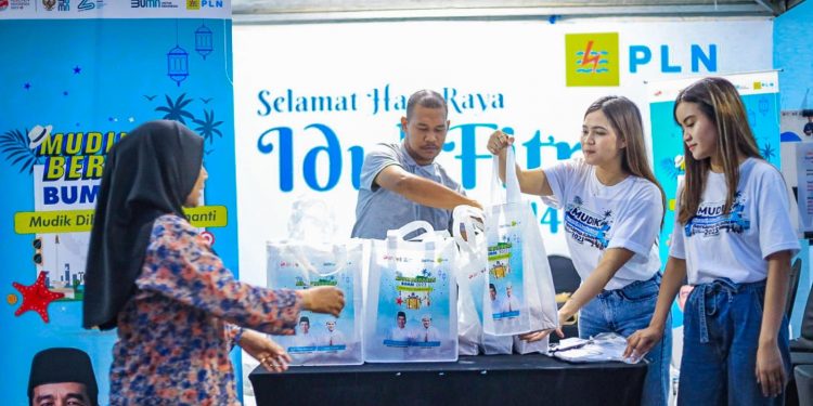 Mudik asyik BUMN 2023, PLN berikan layanan kesehatan di posko Rest Area Km 84 B Pandaan – Malang