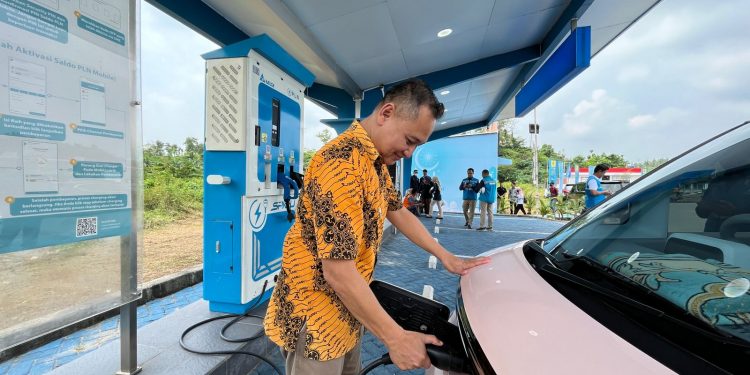 Kuartal pertama 2023, penjualan listrik PLN Jatim tumbuh 4,83 persen
