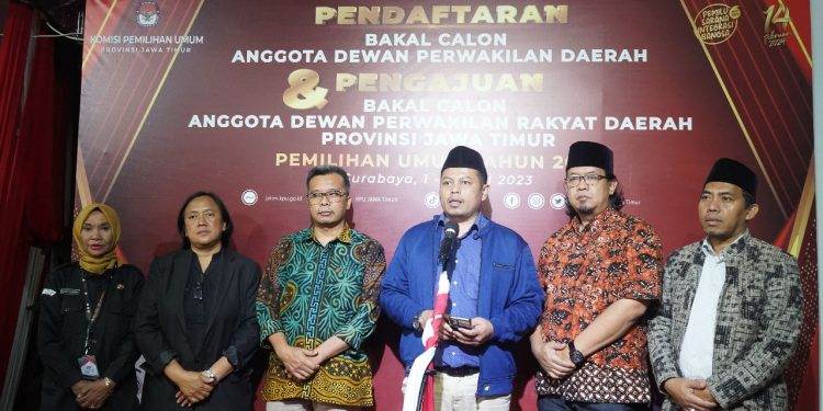 Lengkap, 15 bacaleg Anggota DPD RI Dapil Jatim dan bacaleg 18 Parpol di daftarkan ke KPU Jatim