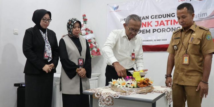 Tingkatkan pelayanan dan bisnis,  Bank Jatim resmikan gedung baru capem Porong