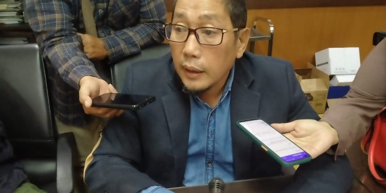 Persoalan pembiaran aset sampai dagulir yang terparkir di OPD menjadi atensi serius komisi C DPRD Jatim