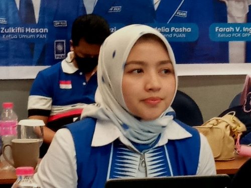 PAN daftarkan Bacaleg ke KPU Surabaya, 30 persen kalangan milenial