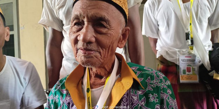 Jamaah haji tertua asal Pamekasan siap berangkat ke tanah suci