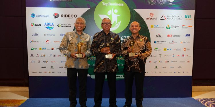 SBI Raih 10 Penghargaan dari TOP CSR Awards 2023