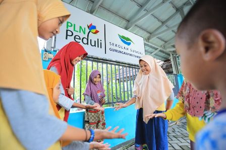 Program TJSL PLN sudah berdayakan 327.942 masyarakat dan ciptakan 18 ribu tenaga kerja