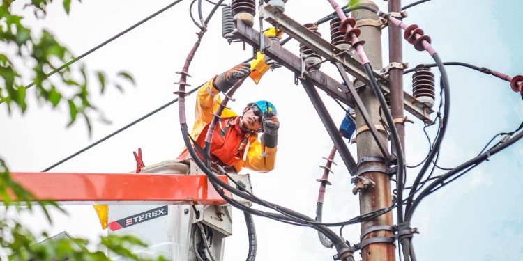 Sampai Juni 2023, PLN UID Jatim ikut serta dalam menurunkan gangguan listrik hingga 30%