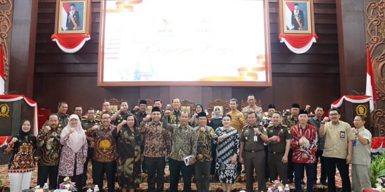 Iringi kedatangan MKD DPR RI ke DPRD Jatim, BK Jatim susun draft pembaruan tatib anggota DPRD Jatim