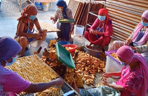 Dua tahun jadi mitra binaan PLN UIT JBM, Sale pisang Probolinggo sudah miliki etalase sendiri