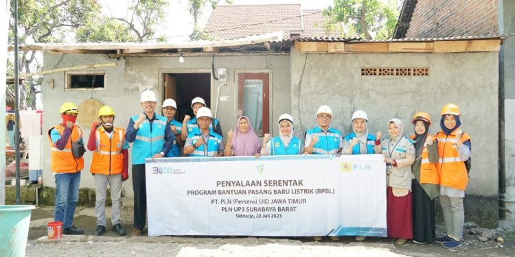 Lewat program BPBL Pemerintah dan PLN, Solikah bisa nikmati listrik