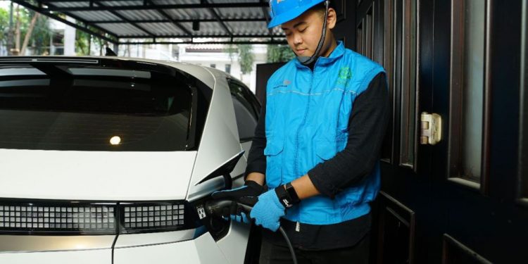 Kendaraan listrik, mudahkan masyarakat nikmati berbagai kemudahan