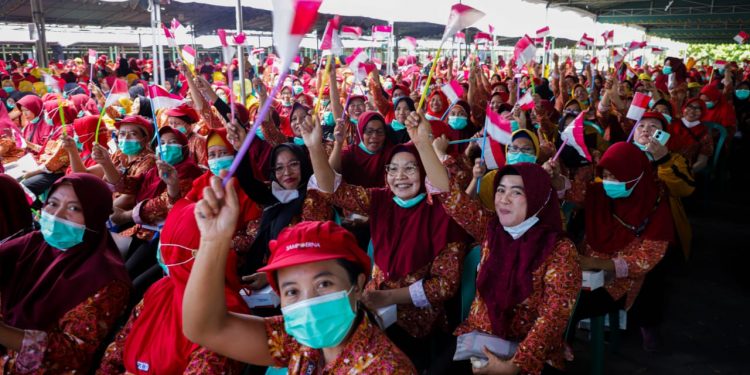 Pekerja Industri Hasil Tembakau di dominasi perempuan, mayoritas jadi tulang punggung Keluarga