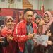 PDIP Surabaya bagikan beasiswa PIP ke warga Rusunawa Keputih