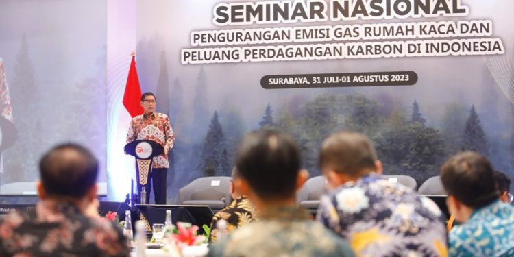 OJK dukung upaya pemerintah dalam penurunan emisi Gas Rumah Kaca (GRK) dengan siapkan penyelenggaraan bursa karbon
