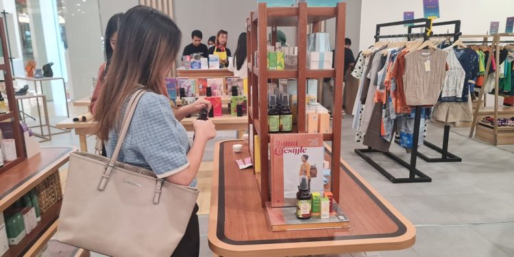 BCA gandeng Brightspot hadirkan TOKO UMKM bertajuk PASERBA Bangga Lokal di Pakuwon Mall Surabaya