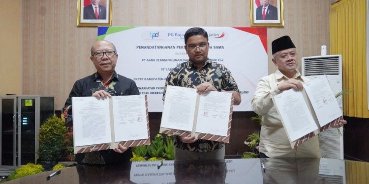 Beri bantuan Kredit ke petani tebu, Bank Jatim lalukan MOU dengan PT Pabrik Gula Rajawali I & PKPTR Malang