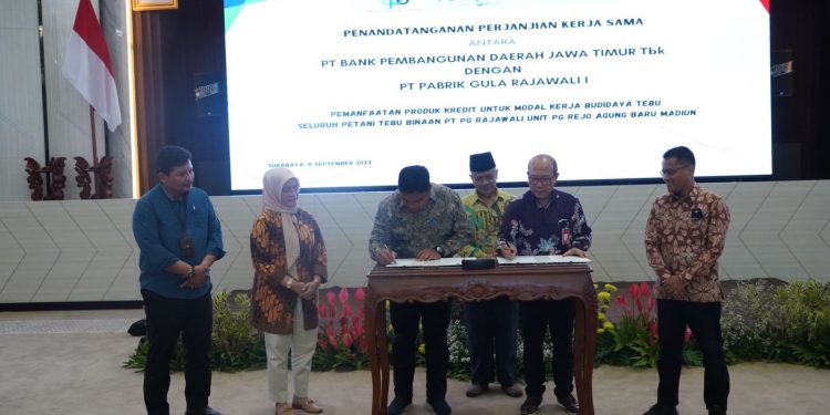 Dukung petani tebu Madiun, Bank Jatim kembali lakukan kerjasama dengan PT PG Rajawali I