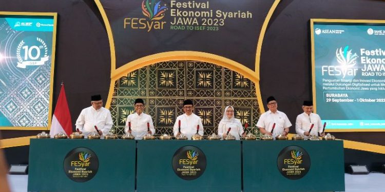 Festival Ekonomi Syariah Regional Jawa 2023: Wagub Emil Ajak Sinergitas dan Inovasi Eksyar Melalui Digitalisasi”