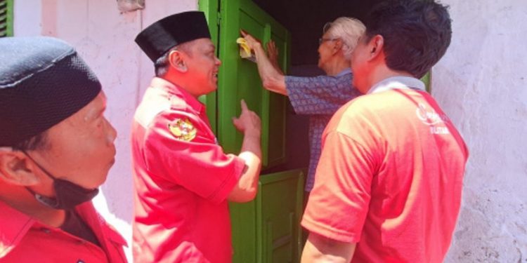 Surabaya Kandang Banteng door to door sosialisasikan Ganjar Presiden