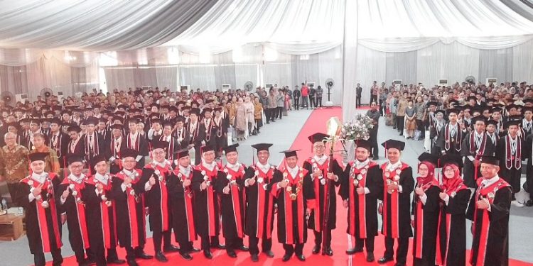 Institut Teknologi Telkom Surabaya gelar Wisuda Ke-3: 50 lulusan sukses meniti karier