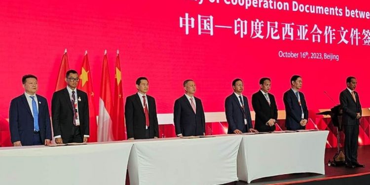 Presiden Jokowi Saksikan Kesepakatan Kerja Sama PLN dengan 9 Perusahaan di ICBF China 2023