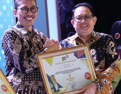 Dukung pemulihan dampak pandemi, Bank Jatim terima penghargaan Jatim Bangkit Award