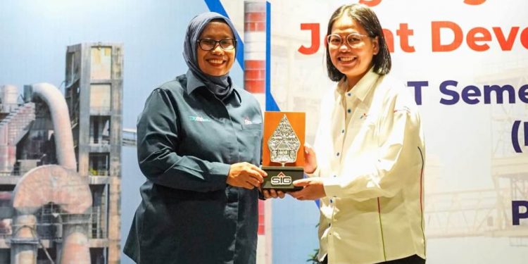 SIG MoU dengan PTPL terkait pengembangan pelumas industri