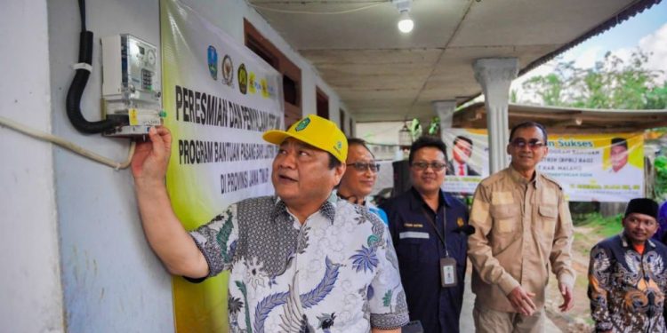Sebanyak 1.673 warga tidak Mampu di Malang dapat bantuan pasang baru Listrik