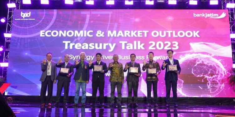 Tingkatkan sinergi antar BPD, Bank Jatim selenggarakan Treasury Talk 2023