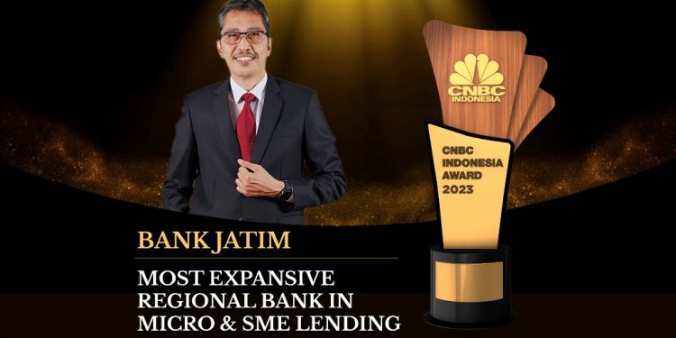 Kinerja terus positif, Bank Jatim sabet penghargaan Road To CNBC Indonesia Awards 2023 Best Regional Banks