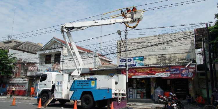 Fokus pada keandalan jaringan di Musim penghujan, PLN gelar pemeliharaan tanpa padam