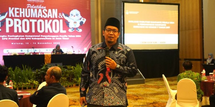 Perkuat peran pelayanan, KPU Jatim gelar pelatihan kehumasan dan protokol