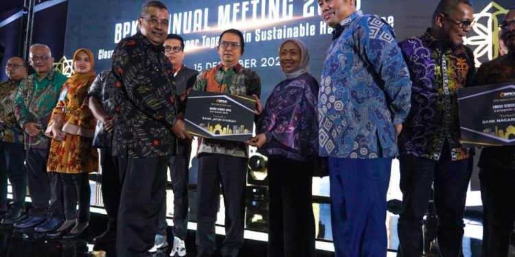 Unit Usaha Bank Jatim raih tiga penghargaan dalam BPKH Award 2023