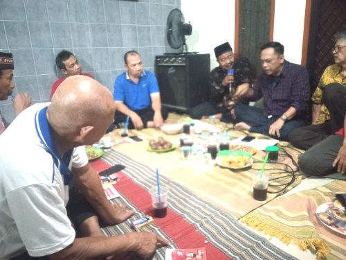 Giliran warga kampung Kutisari mengeluh air PDAM keruh
