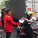 Mahasiswa Untag – Unitomo gelar aksi sebar paflet penolakan pelanggar HAM dan politik dinasti