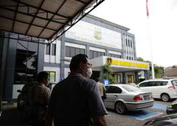 Kanwil DJP Jatim I Serahkan Tersangka Pidana Perpajakan ke Kejari Surabaya