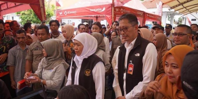 Bantu Pemprov Jatim, Bank Jatim beri Bansos untuk kemiskinan ekstrem