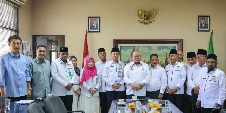Ketua DPD RI Koneksikan 1,1 Juta UMKM Nahdliyin Kesulitan Pasar dengan Kadin Jatim