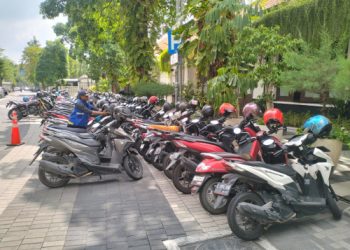 Cegah PAD bocor, bayar parkir TJU sekarang pakai QRIS