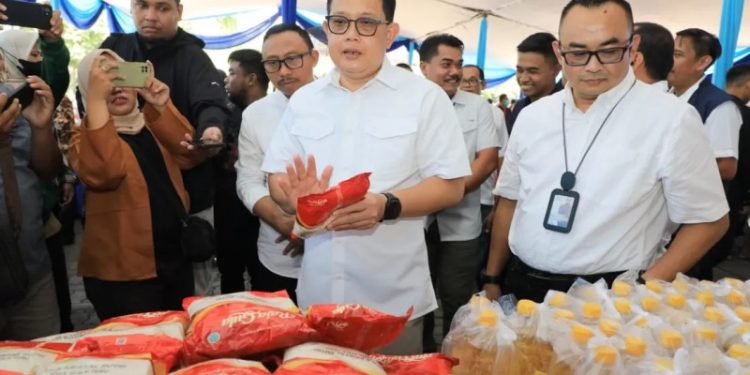 Harga sembako terkontraksi naik, PJ Gubernur Adhy Karyono optimis inflasi jatim akan tetap terjaga