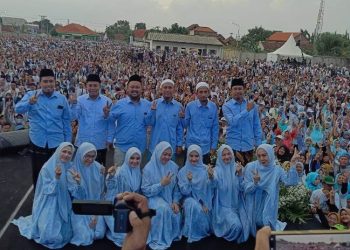 Derek Kiai, keluarga besar Ponpes Bumi Sholawat Sidoarjo deklarasi dukung Prabowo – Gibran
