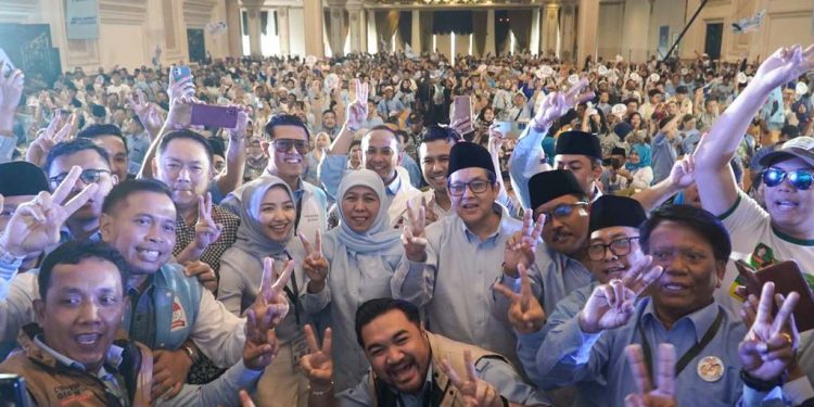 Bakar semangat relawan Prabowo-Gibran Jatim, Khofifah sebut alam negeri ini berpihak kepada Prabowo-Girban